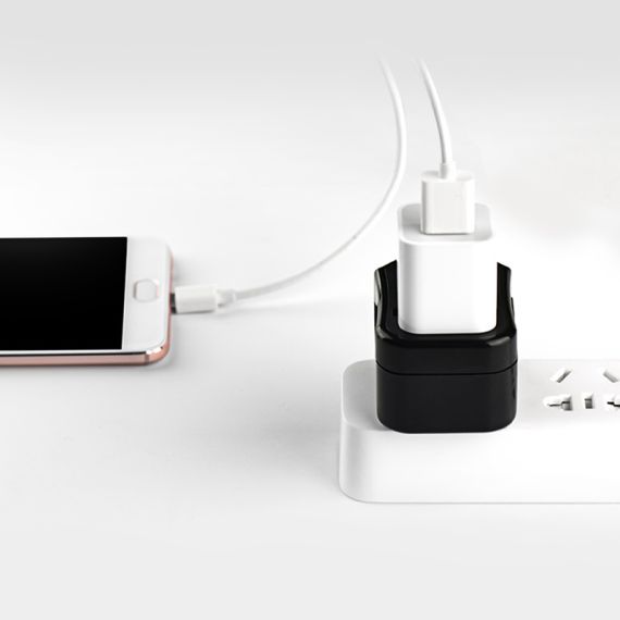 Adattatore da viaggio per prese elettriche Europa/America/Inghilterra KSC-174 F2230 Kakusiga